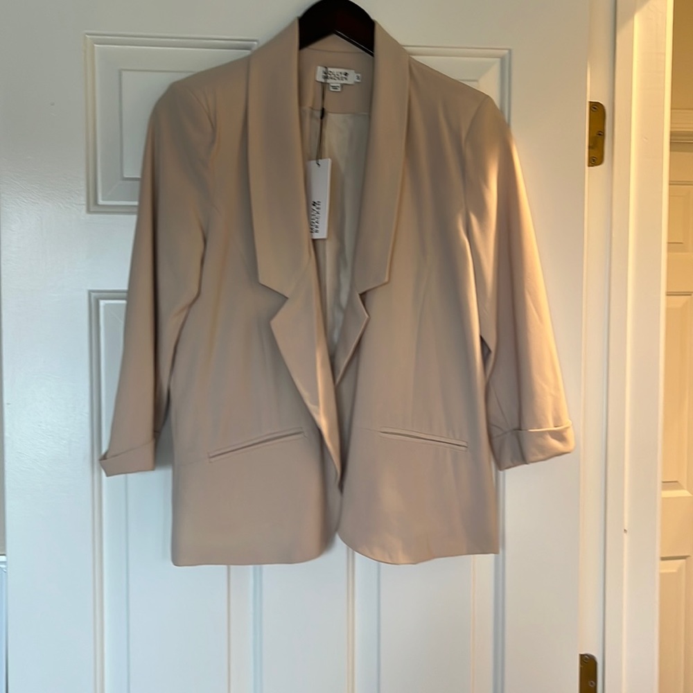 NWT Molly Bracken spring weight blazer
